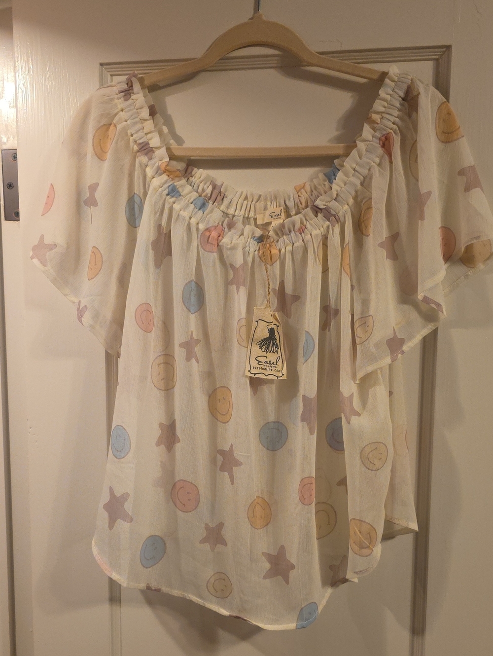 easel Cream Blouse with Pastel Stars & Smiley Motif